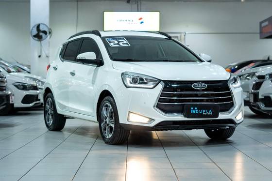 JAC T40 1.6 16V GASOLINA PLUS 4P CVT